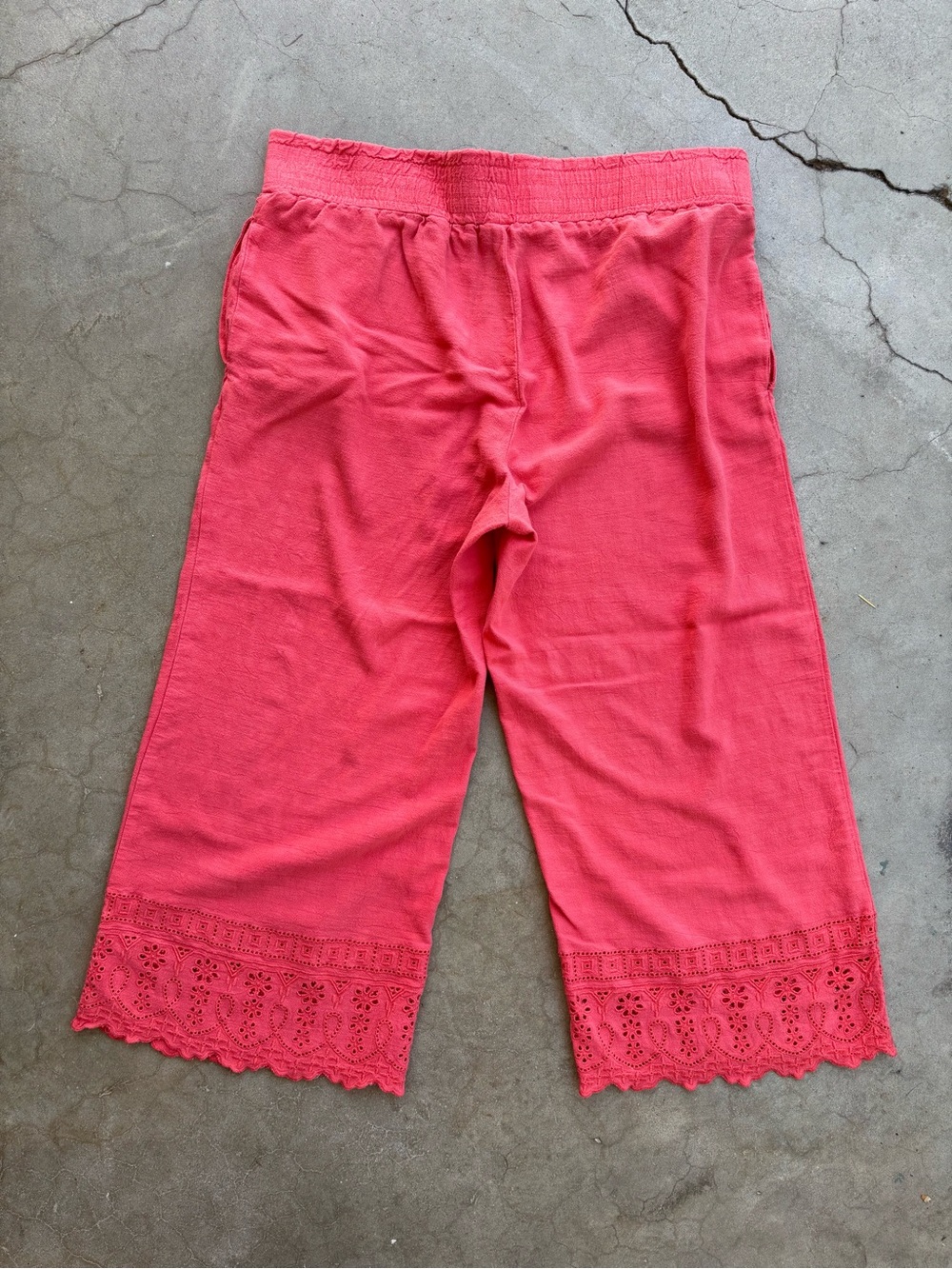 Mark Women’s Coral Pink Eyelet Hem Capri Pants Linen/Rayon Blend Size L (12-14)